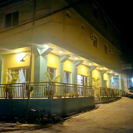 Drossgold Pension House Tubigon エクステリア 写真