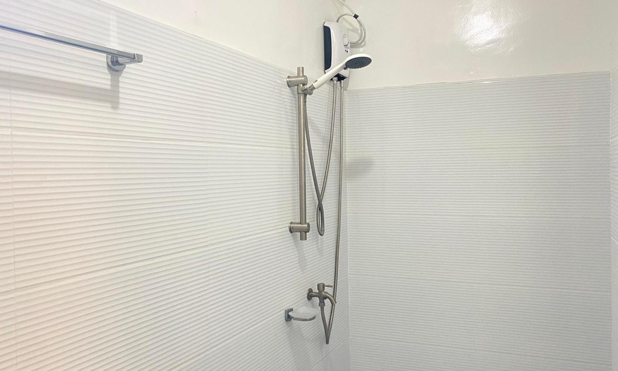 Drossgold Pension House Tubigon 部屋 写真