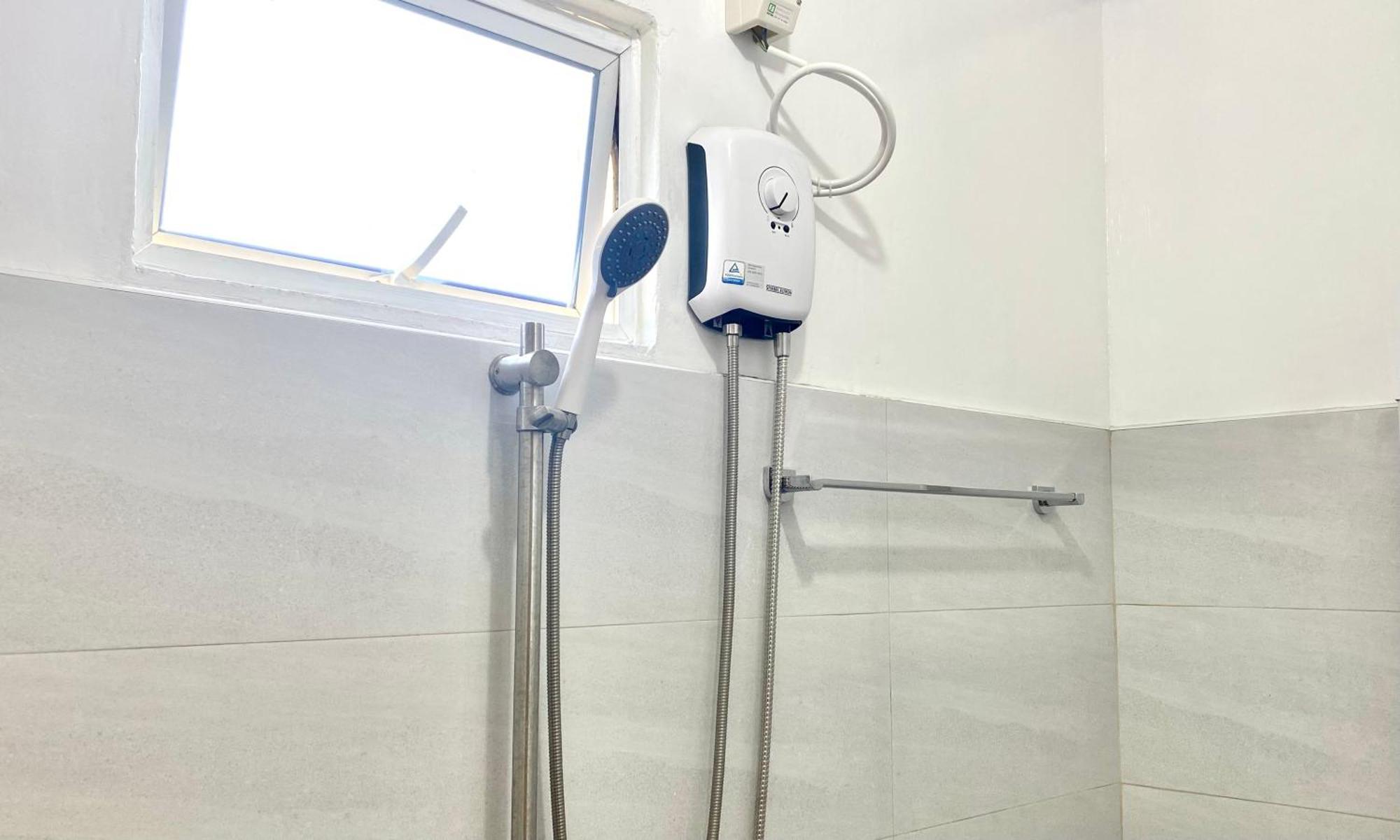 Drossgold Pension House Tubigon 部屋 写真