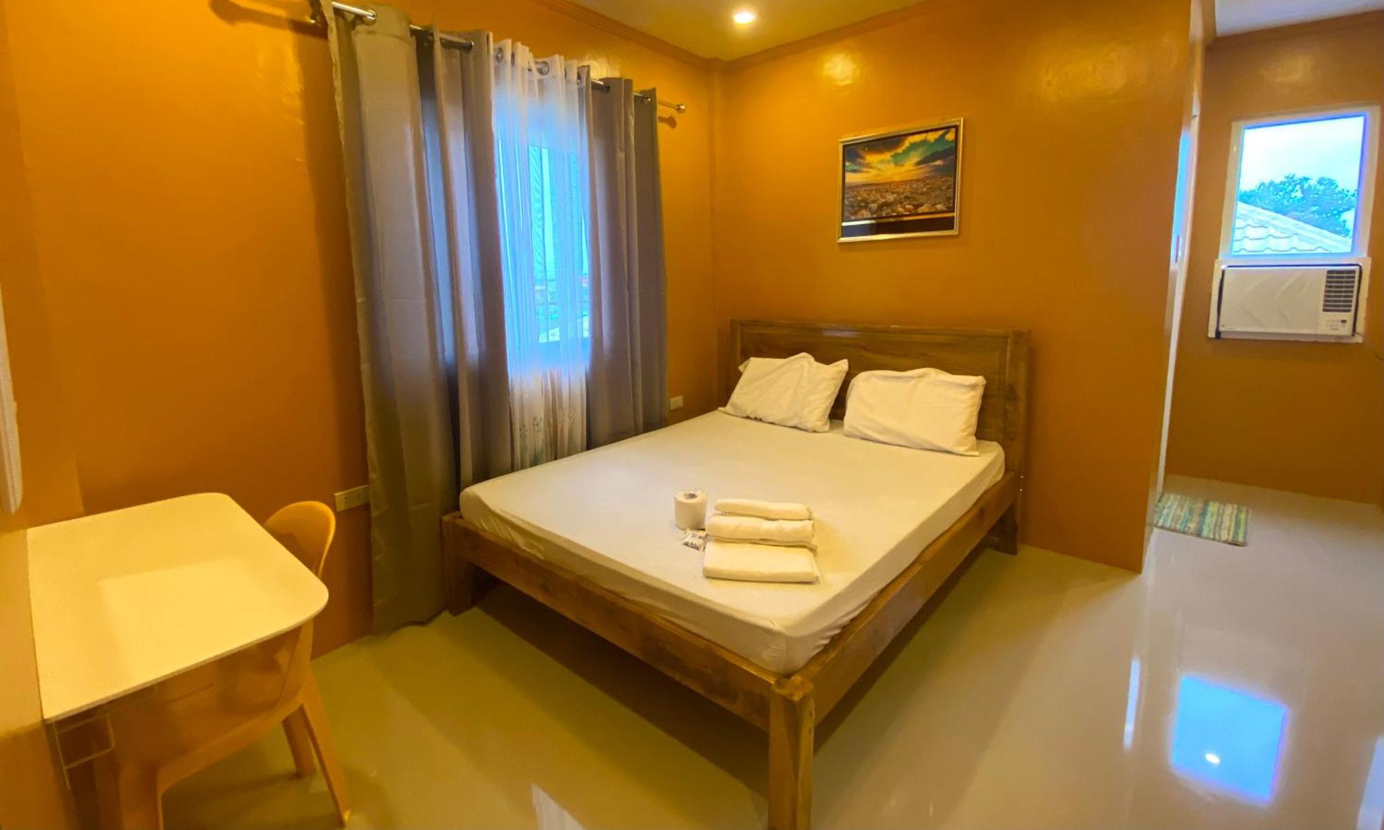 Drossgold Pension House Tubigon 部屋 写真